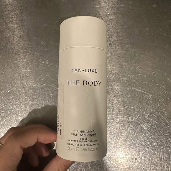 Tan Luxe body tanning serum - Picture 2 of 2